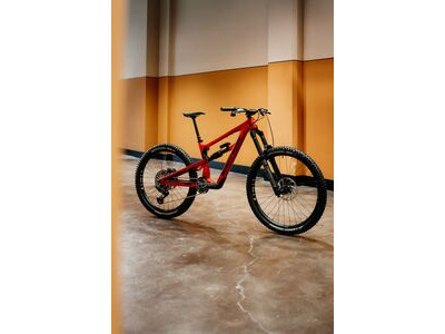 Nukeproof Mega Carbon Pro click to zoom image