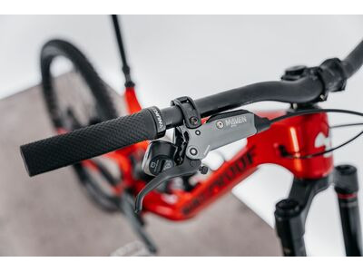 Nukeproof Giga Carbon Pro click to zoom image