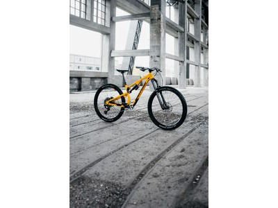 Nukeproof Reactor Alloy Pro click to zoom image